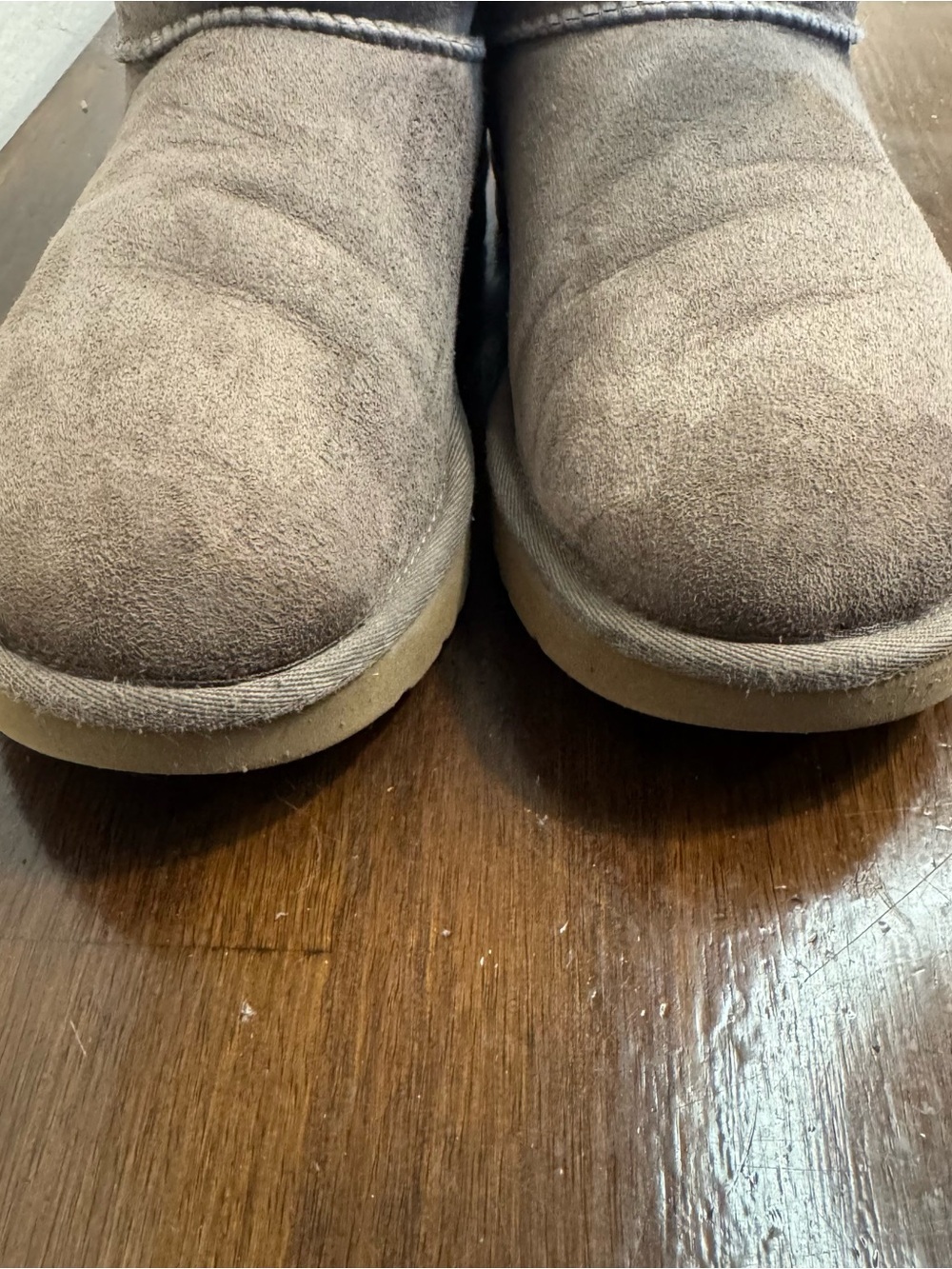 UGG Women's Classic Mini II Boots Grey Suede Sheepskin 1016222 Size 8 - Picture 5 of 9